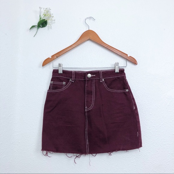 Maroon Contrast Lace Stitching Distressed Hem
Skirt - Picture 7 of 7